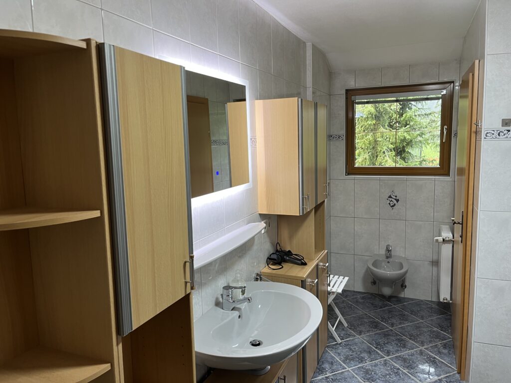 Badezimmer 2